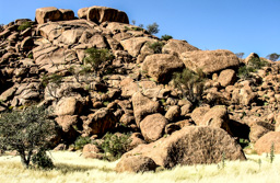 Twyfelfontein - Name einer Quelle und eines Tals in der Region Kunene